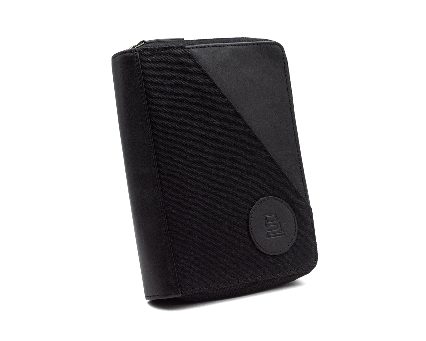 Nomad Passport Organiser - Black