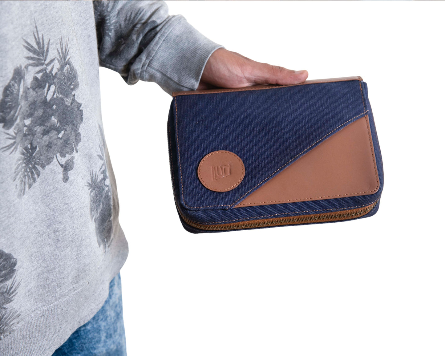 Nomad Passport Organiser - Blue