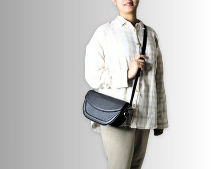 Ladies premium sling bag in full-grain leather – limited edition