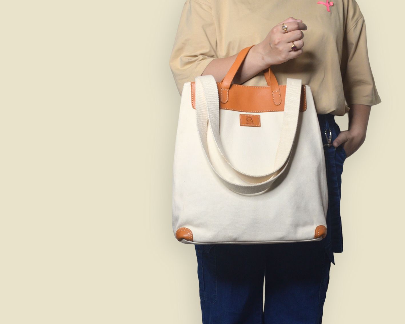 All Day Tote - Canvas + Leather