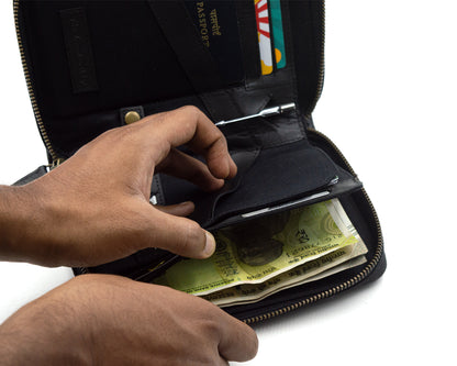 Nomad Passport Organiser - Black