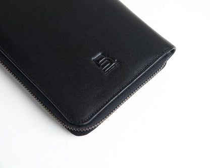 HUSTLE Ladies Clutch - Black